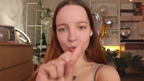 Snapshot of my_mia_ chatting on 01/12/25, 09:40  MIA  I will be here Monday Wednesday Thursday Saturday online show from 01/12/25, 09:40