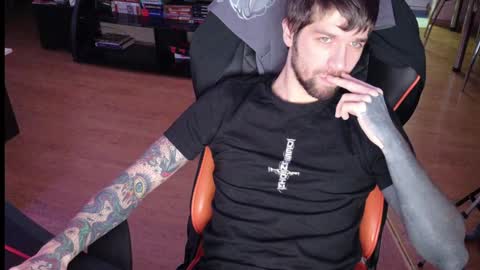 Snapshot of my_name_sinner chatting on 12/26/24, 12:14 you can call me Sinner online show from 12/26/24, 12:14