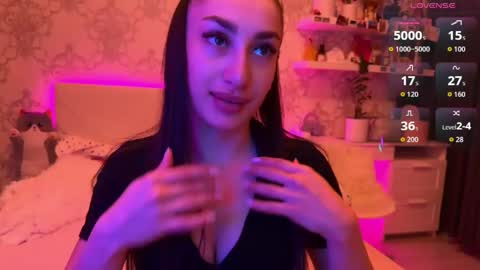 Naomi online show from 06/08/26, 08:09