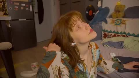 Snapshot of my_parisss chatting on 03/12/25, 09:35  PARIS   online show from 03/12/25, 09:35