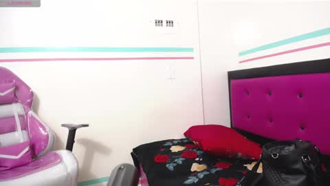 Snapshot of mya_rouse chatting on 02/08/26, 11:57 MYA ROUSE online show from 02/08/26, 11:57