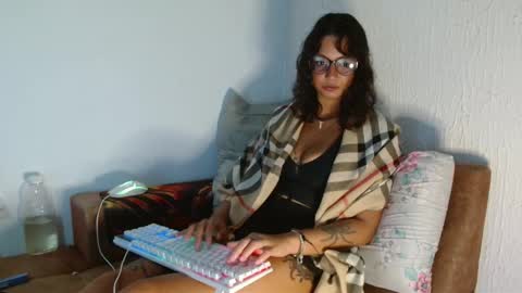 Snapshot of myamillor chatting on 02/26/26, 08:19 myamillor online show from 02/26/26, 08:19