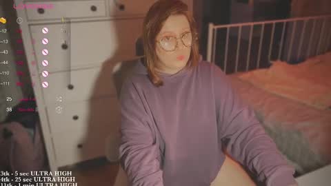 Kate online show from 02/28/25, 11:01