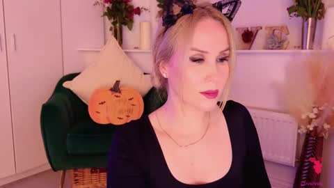 Mya-be Yours P online show from 10/27/25, 07:07