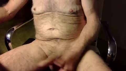 Snapshot of mydiboi chatting on 09/09/25, 02:00 r-glenn-01 online show from 09/09/25, 02:00