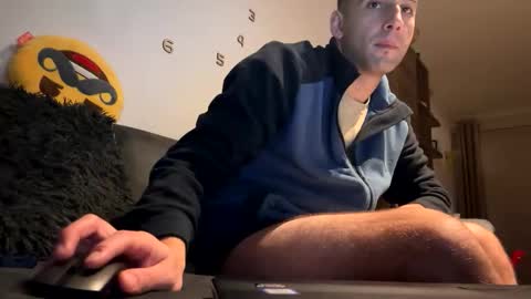 Snapshot of mydreamlife12 chatting on 11/02/25, 08:44 Fabio online show from 11/02/25, 08:44