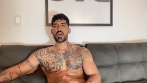 Myke esthetic online show from 01/04/25, 01:21