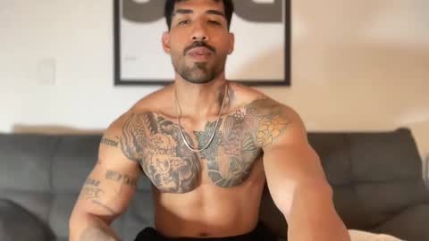 Myke esthetic online show from 01/14/25, 02:50