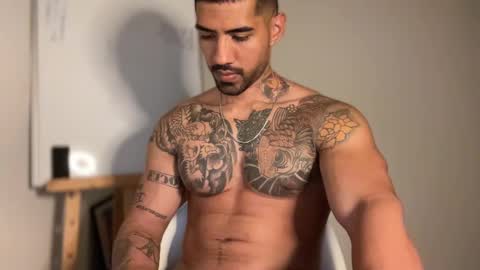 Myke esthetic online show from 02/09/25, 03:11