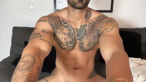 Myke esthetic online show from 02/11/25, 05:05