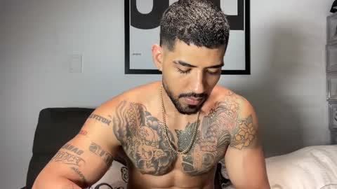 Myke esthetic online show from 10/13/25, 11:16