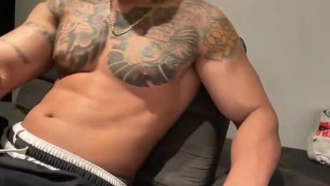 Myke esthetic online show from 10/17/25, 11:07