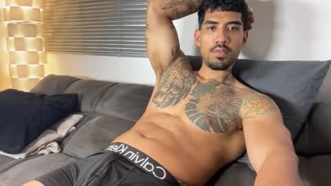 Myke esthetic online show from 12/14/25, 11:20