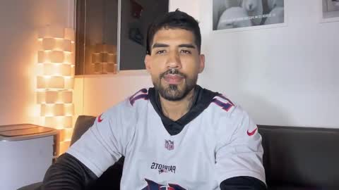 Myke esthetic online show from 02/15/26, 07:51