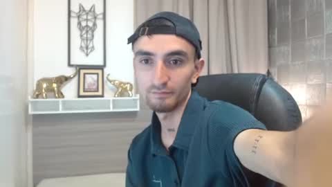 Im Mike online show from 07/18/26, 04:49