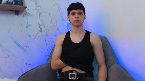 Snapshot of mykelcano chatting on 10/23/25, 02:49 Mykel online show from 10/23/25, 02:49