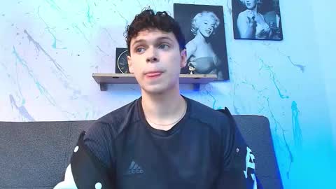 Mykel   online show from 03/25/26, 02:45