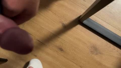 Snapshot of mykytoy chatting on 09/10/25, 12:10 mykytoy online show from 09/10/25, 12:10