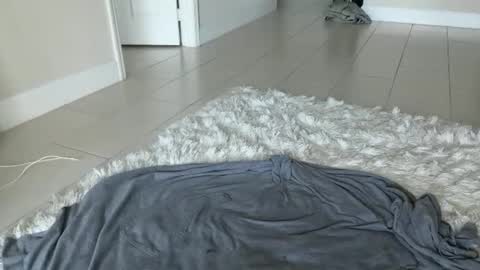 Snapshot of myles_isperfect chatting on 11/09/25, 05:22 Myles Spears online show from 11/09/25, 05:22