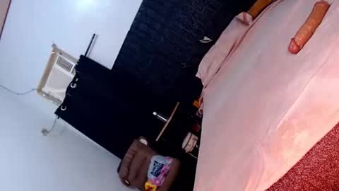 Snapshot of mylovingsofia chatting on 10/30/25, 05:24 GODDESS SOFIA take me private show or passwordshow i cum to you online show from 10/30/25, 05:24