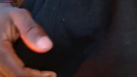 Mylo Wallace  online show from 12/16/25, 06:02