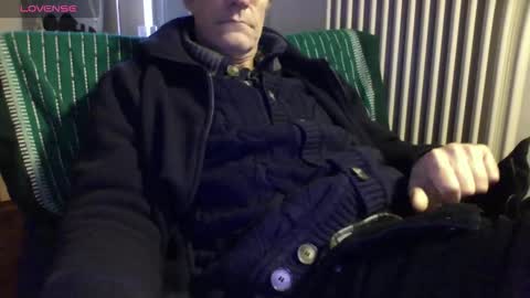 Bi sexy guy lovense hush is on private is open or password show tip if you like. online show from 02/19/26, 10:44