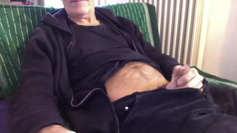 Bi sexy guy lovense hush is on private is open or password show tip if you like. online show from 04/11/26, 06:07