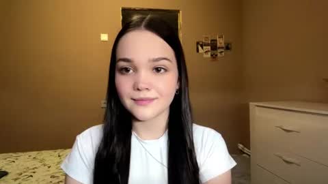 Snapshot of myrnabrantner chatting on 07/16/26, 12:22 Mikel online show from 07/16/26, 12:22