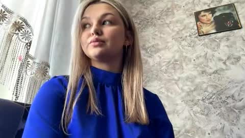 Olivia online show from 03/15/26, 09:26