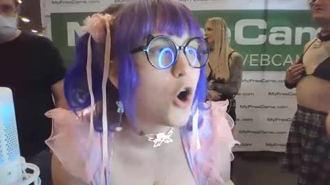 Snapshot of myrtlemystic chatting on 12/07/24, 02:20 Myrtle Faust online show from 12/07/24, 02:20