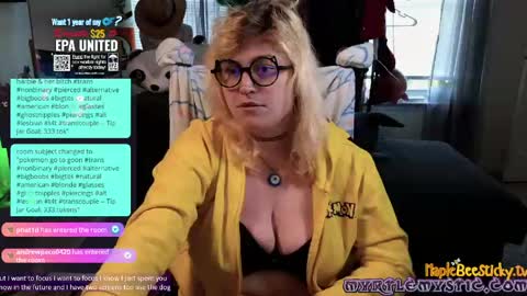 Myrtle Faust online show from 05/10/26, 11:37