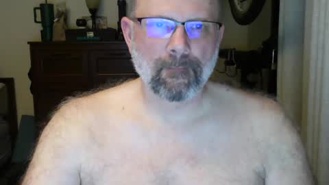 Snapshot of mysecretaccount0311_bravo chatting on 06/17/26, 06:16 Just hanging out - No pressure online show from 06/17/26, 06:16