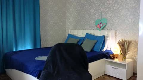 Snapshot of myshkek chatting on 02/24/25, 03:33 Mickey online show from 02/24/25, 03:33