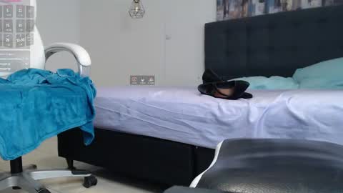 Snapshot of mysterious_girl42 chatting on 01/14/25, 05:12 No Name online show from 01/14/25, 05:12