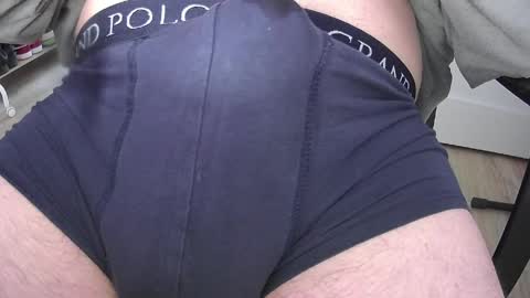 Leo online show from 05/17/26, 06:37