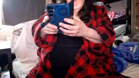 mysteriouswoman18 online show from 11/22/25, 06:40