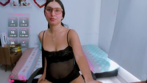 Mystery couple online show from 04/01/26, 07:22