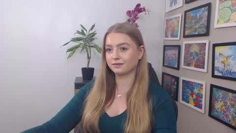 Erica online show from 01/08/25, 09:42