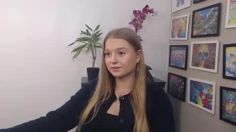 Erica online show from 02/07/25, 08:01