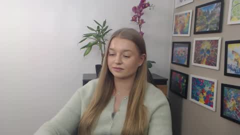 Erica online show from 02/17/25, 05:43