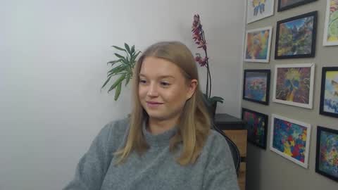 Erica online show from 12/18/25, 09:37