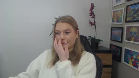 Erica online show from 01/09/26, 09:12