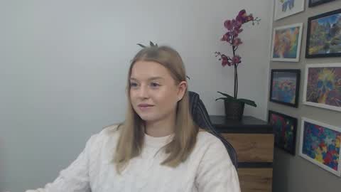 Erica online show from 01/16/26, 11:47