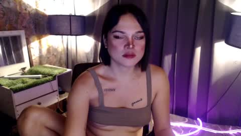 UR GIRL NEXTDOOR online show from 02/21/25, 04:51