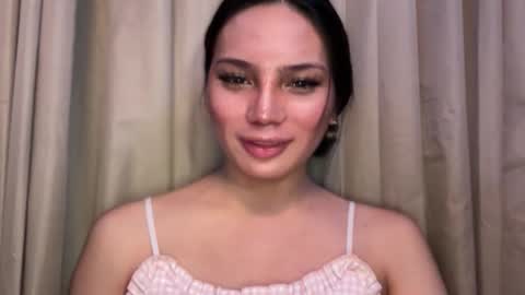 UR GIRL NEXTDOOR online show from 04/16/26, 09:21