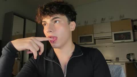 Evan Brown online show from 10/06/25, 02:14