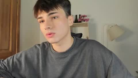 Evan Brown online show from 12/05/25, 04:03