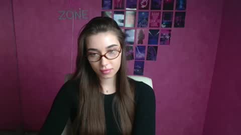 Amelia online show from 03/09/26, 12:20