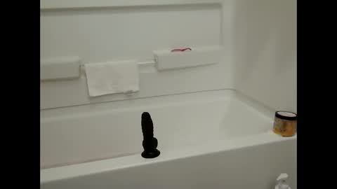 Snapshot of mysticlynn420 chatting on 01/10/25, 07:25 MysticLynn online show from 01/10/25, 07:25