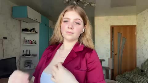 Anna online show from 04/23/26, 06:14